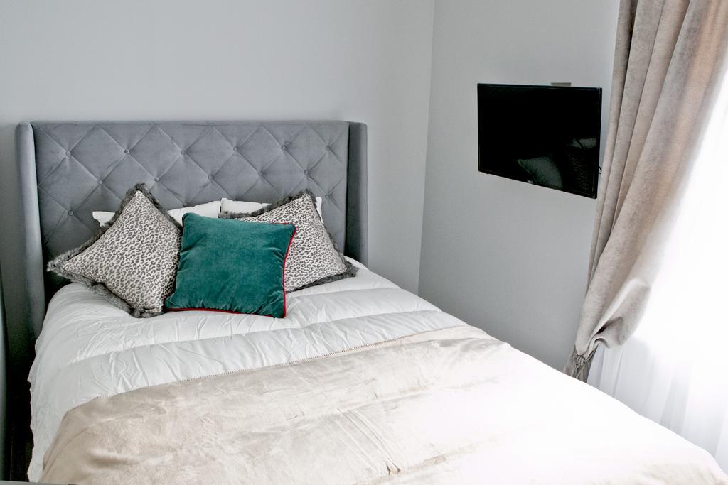 Elegant City Center Apartment 7B คราคูฟ ภายนอก รูปภาพ